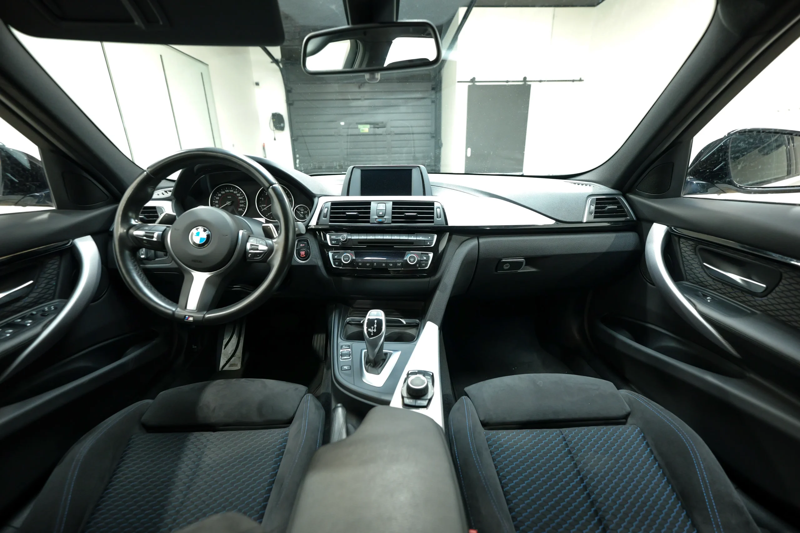 bmw-30